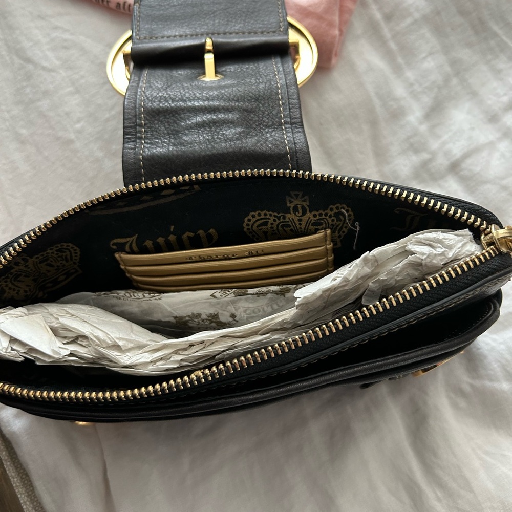 Juicy Couture Black and Gold Clutch - Picture 3 of 6